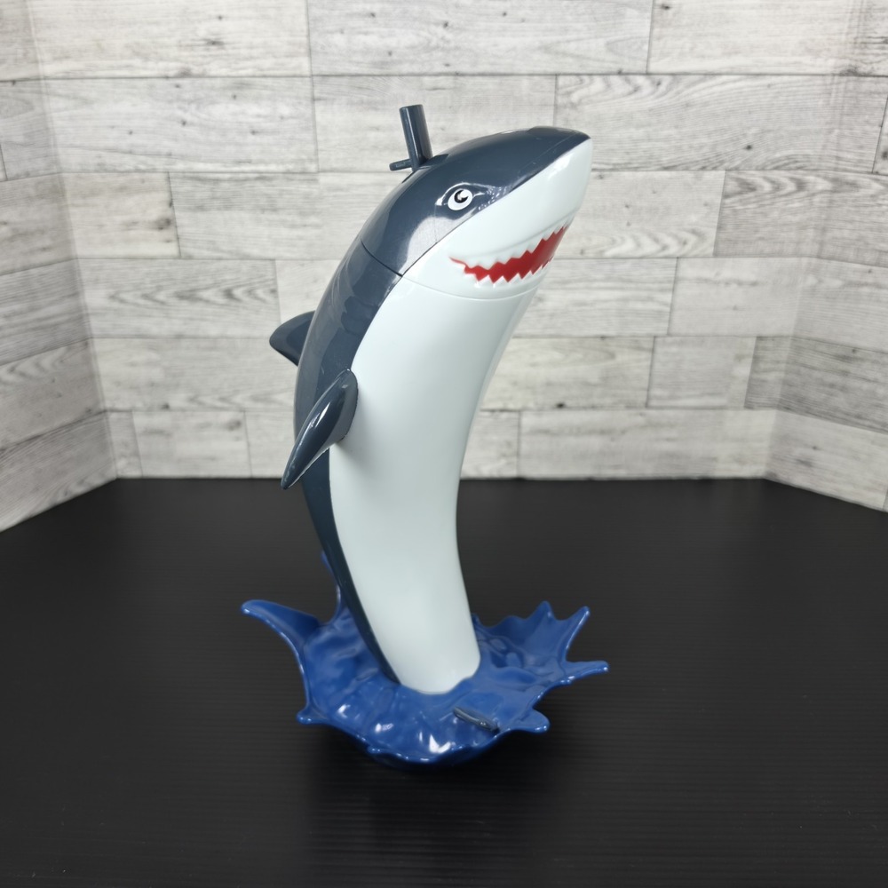 SeaWorld Vintage 11" Shark Drink‎ Holder Bottle